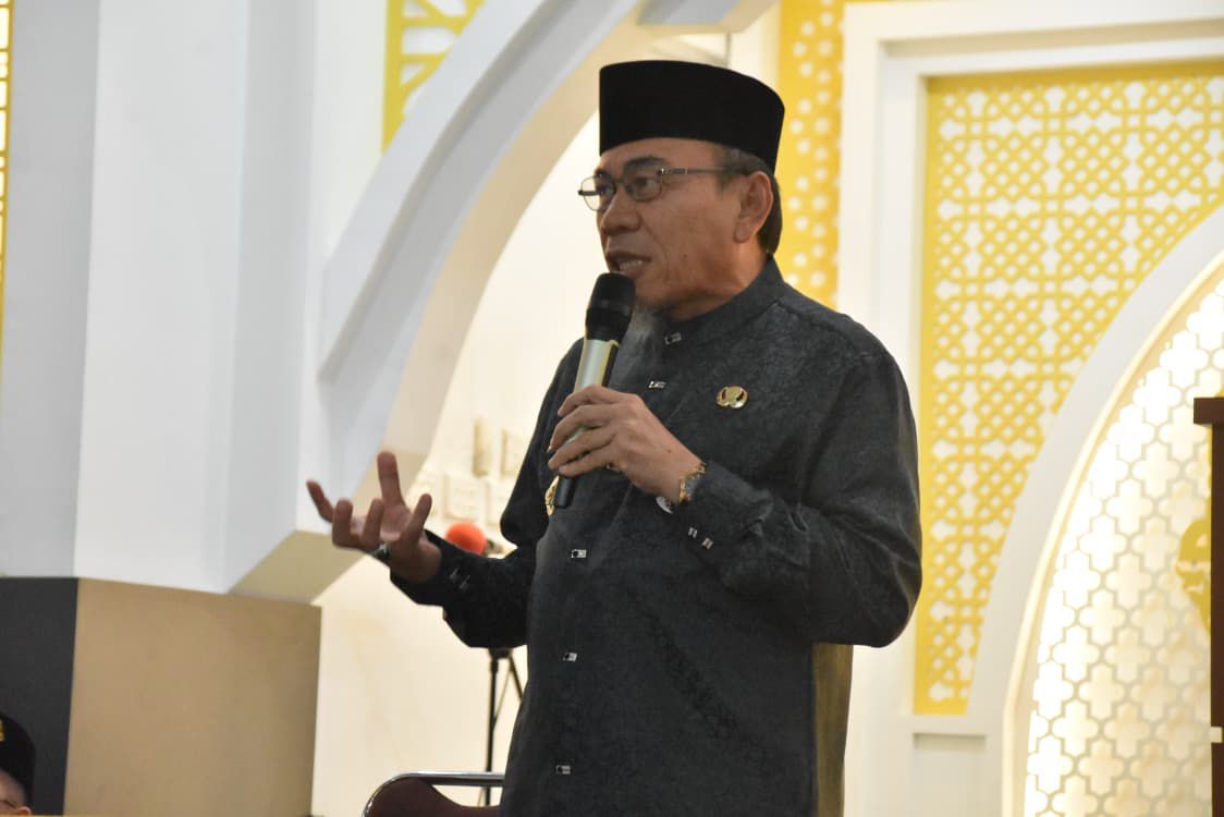 arahan-pada-asn-pemko-padang,-maigus-nasir:-pahami-aturan-tugas-dan-perbanyak-komunikasi-positif
