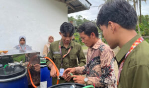 mahasiswa-unp-olah-limbah-pinang-jadi-biogas-dan-pewarna-tekstil-alami
