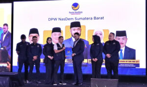 rakerwil-nasdem-sumbar,-fadly-amran-ingatkan-kader-:-transparan-atau-dievaluasi rakerwil-nasdem-sumbar,-fadly-amran-ingatkan-kader-:-transparan-atau-dievaluasi