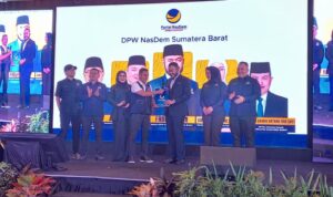 willy-aditya-tegaskan-narasi-besar-dan-tindakan-konkrit-bagian-dari-demokrasi willy-aditya-tegaskan-narasi-besar-dan-tindakan-konkrit-bagian-dari-demokrasi