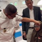 hari-penglihatan-sedunia,-gapopin-sumbar-dan-pemko-bukittinggi-salurkan-1.000-kacamata-untuk-pelajar
