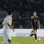 disoraki-‘booo’-oleh-bobotoh-saat-bela-dewa-united,-begini-tanggapan-nick-kuipers