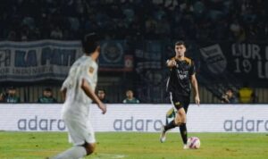 disoraki-‘booo’-oleh-bobotoh-saat-bela-dewa-united,-begini-tanggapan-nick-kuipers