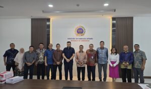 peluang-kerjasama-luar-negeri,-wako-fadly-amran-temui-sekjen-kemenlu-ri