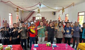 mentawai-bersiap-gelar-iven-surfing-dunia-2026,-irman-gusman-dukung-penuh