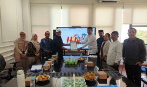 gubernur-banten-teken-surat-resmi-kesediaan-jadi-tuan-rumah-hpn-2026