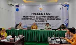 presentasi-monev-ki-sumbar-usai-digelar,-masih-ada-pimpinan-badan-publik-belum-paham-uu-kip presentasi-monev-ki-sumbar-usai-digelar,-masih-ada-pimpinan-badan-publik-belum-paham-uu-kip