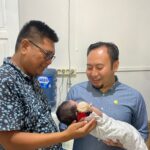 rahmat-saleh-rapal-doa-supaya-kelak-aksara-menjadi-anggota-dpr-ri