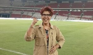 rita-butar-butar-salah-lirik-lagu-indonesia-raya-di-pembukaan-piala-presiden-2025,-netizen-soroti-ole-romeny-yang-hafal rita-butar-butar-salah-lirik-lagu-indonesia-raya-di-pembukaan-piala-presiden-2025,-netizen-soroti-ole-romeny-yang-hafal