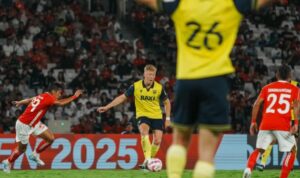 pelatih-oxford-united-takjub-dengan-suporter-indonesia pelatih-oxford-united-takjub-dengan-suporter-indonesia