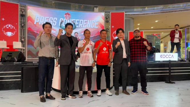 program-khusus-talenta-muda-sepak-bola-ini-dilatih-langsung-oleh-dua-legenda-pesepakbola-tanah-air