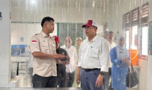 irman-gusman-apresiasi-sppg-agam-sebagai-percontohan-pemenuhan-gizi-di-daerah irman-gusman-apresiasi-sppg-agam-sebagai-percontohan-pemenuhan-gizi-di-daerah