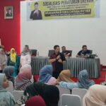 ratusan-warga-padang-ikuti-sosper-perlindungan-koperasi-dan-umkm-oleh-iqra-chissa