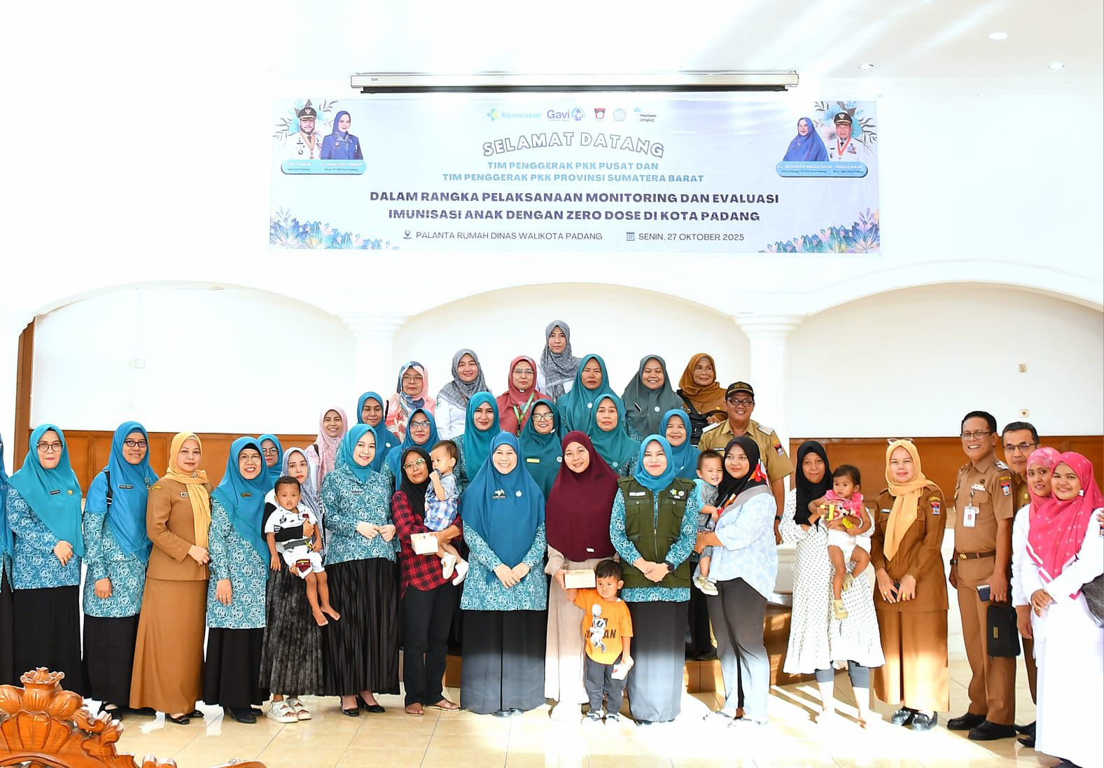 tp-pkk-kota-padang-terima-kunjungan-tp-pkk-pusat-monev-imunisasi-anak-zero-dose