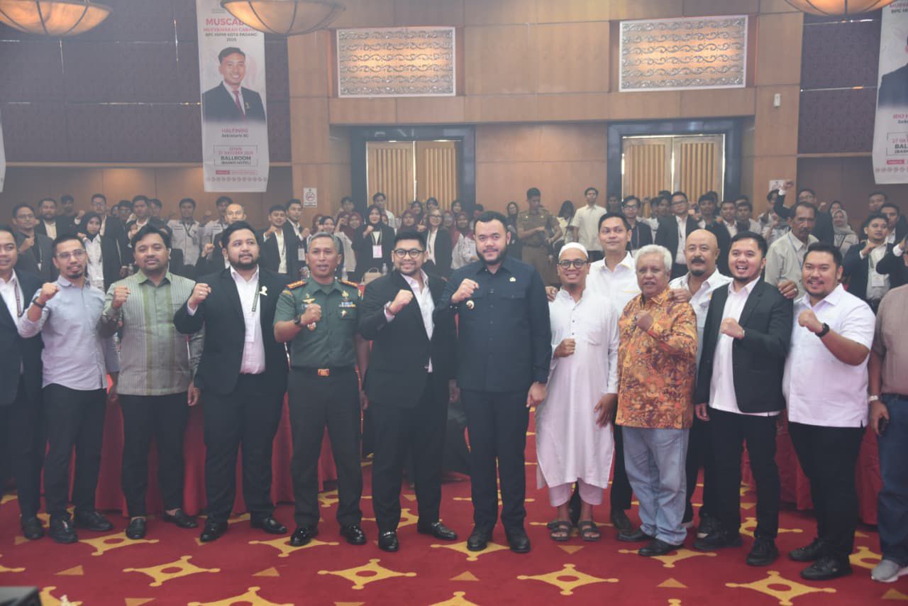 walikota-fadly-amran-buka-muscab-vi-bpc-hipmi-kota-padang