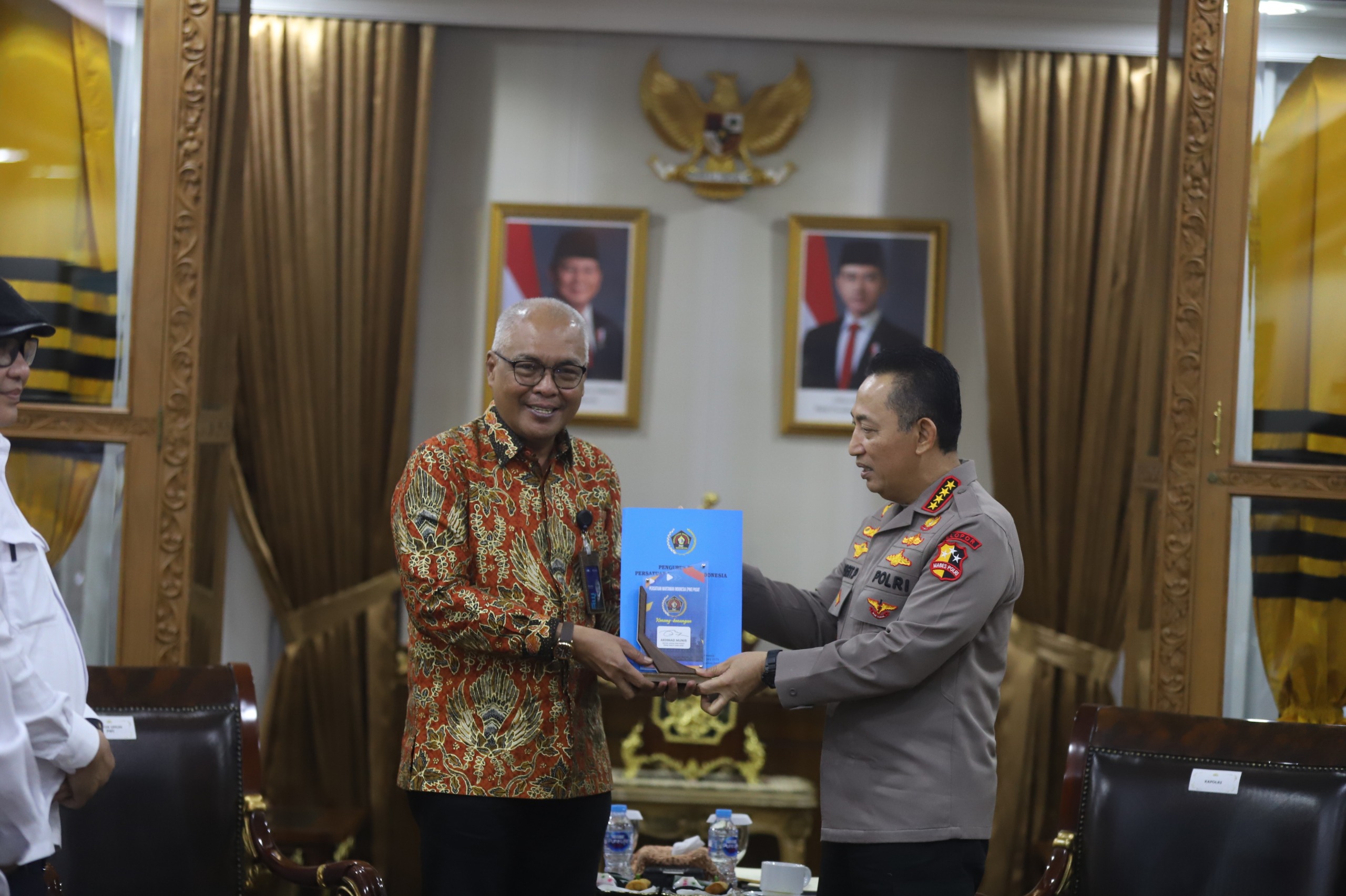 kapolri-jenderal-listyo-sigit:-pers-mitra-strategis-polri,-sinergi-perlu-terus-dikuatkan