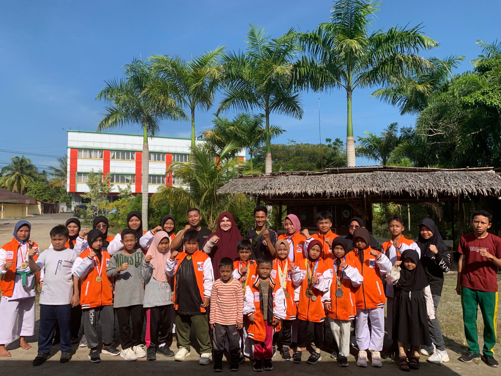 hari-sumpah-pemuda:-hj.-nevi-zuairina-ajak-generasi-muda-menjadi-garda-kepemimpinan-masa-depan