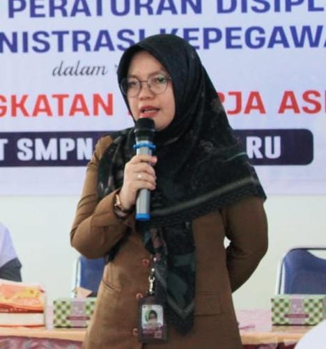 pemkab-dharmasraya-tegaskan-pemberhentian-annike-sesuai-aturan