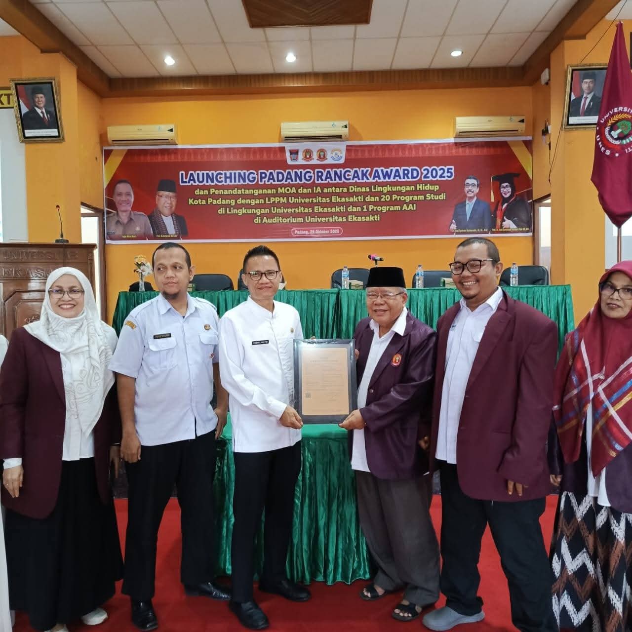 300-mahasiswa-unnes-aai-kawal-penilaian-lomba-padang-rancak-award-2025