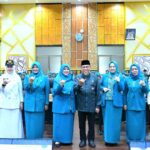 ketua-tp-pkk-kota-padang-lantik-dua-ketua-tp-pkk-kecamatan