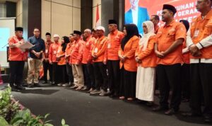 pengukuhan-dpw-gerakan-rakyat-sumatera-barat-disaksikan-oleh-anies-baswedan pengukuhan-dpw-gerakan-rakyat-sumatera-barat-disaksikan-oleh-anies-baswedan