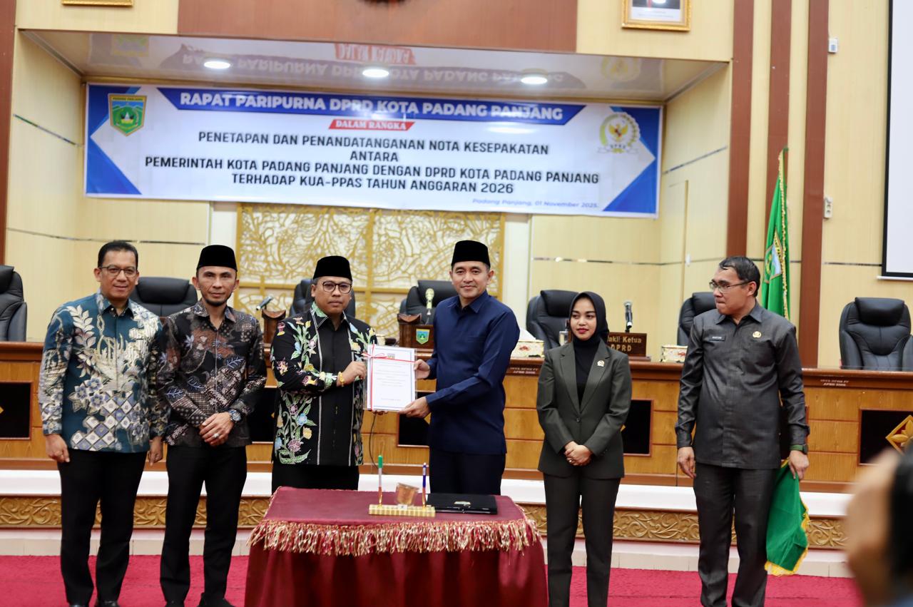 pemko-dan-dprd-tandatangani-nota-kesepakatan-kua-ppas-2026