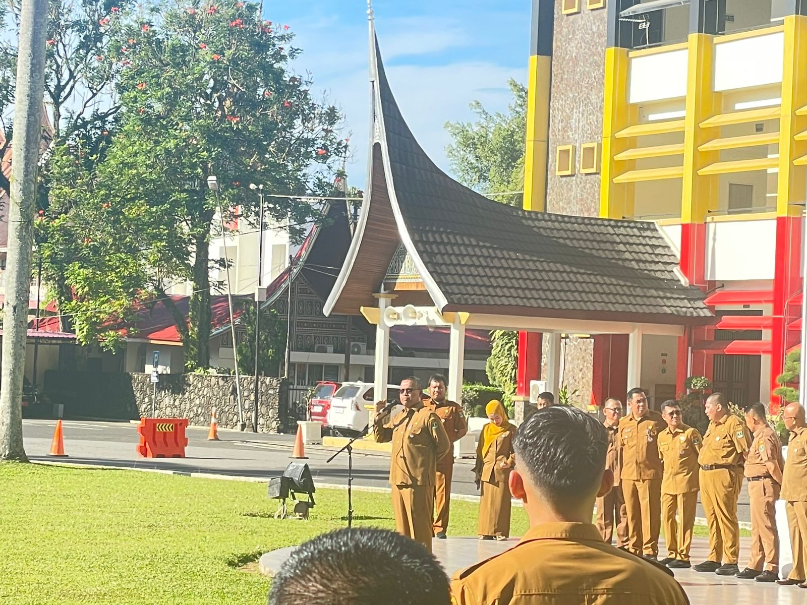 sekdaprov-arry-yuswandi:-awal-2026-pemprov-tinggalkan-kertas,-administrasi-beralih-ke-sistem-digital