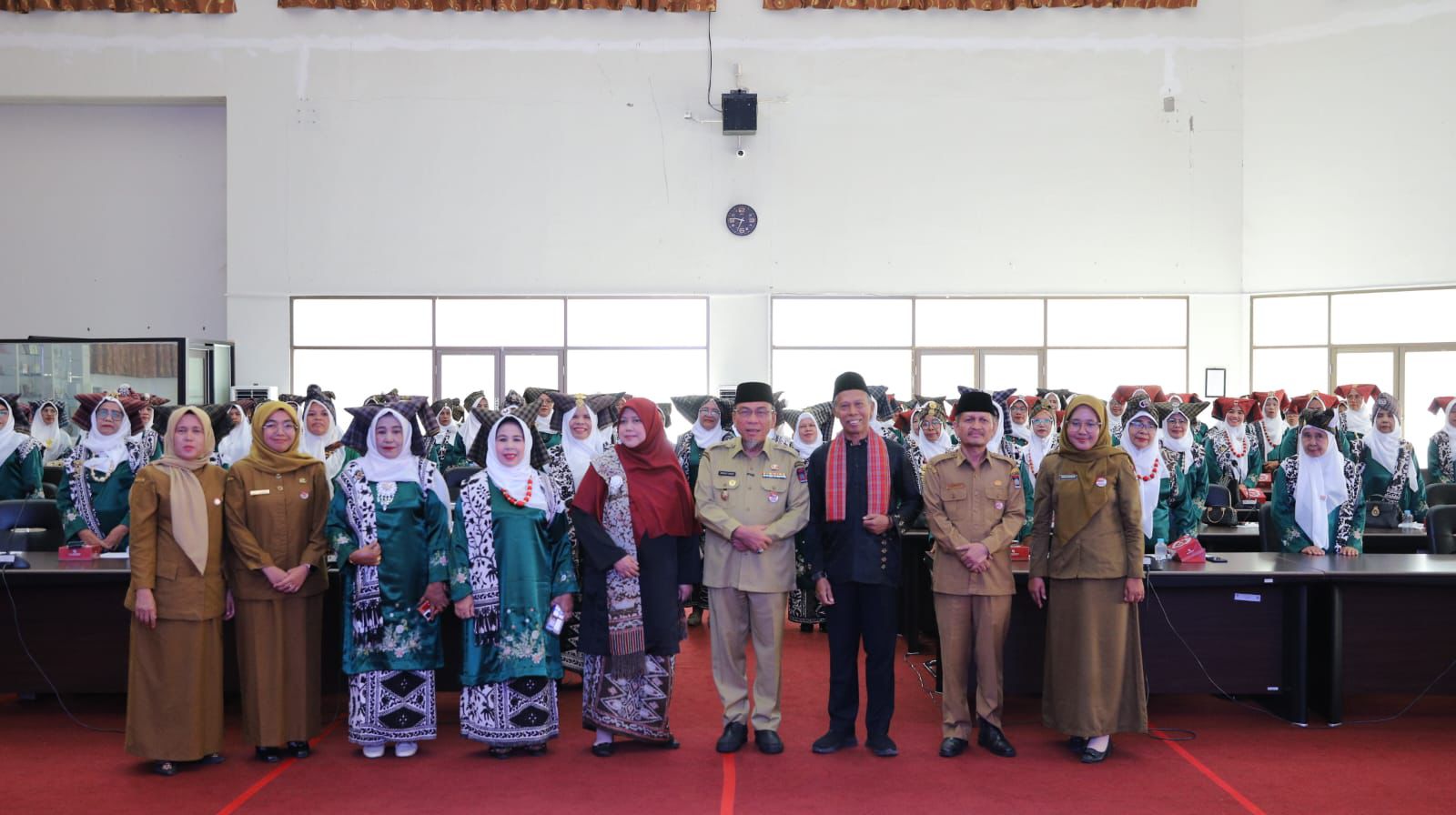 wakil-walikota-padang-resmi-buka-kegiatan-sosialisasi-peran-bundo-kanduang