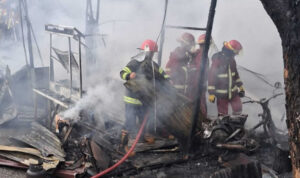 kebakaran-di-alai-parak-kopi-padang,-ibu-dan-anak-meninggal