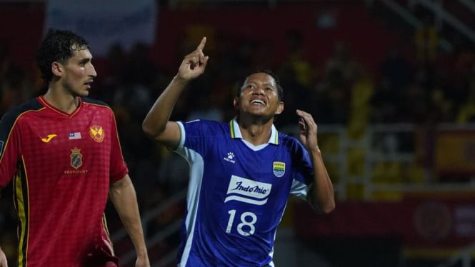 pahlawan-persib,-adam-alis-akui-golnya-berkat-instruksi-khusus-bojan-hodak