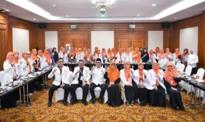 di-forum-ispimda,-hj.-nevi-zuairina-sampaikan-keluarga-pejabat-publik-harus-jadi-basis-kaderisasi-dan-pelayanan