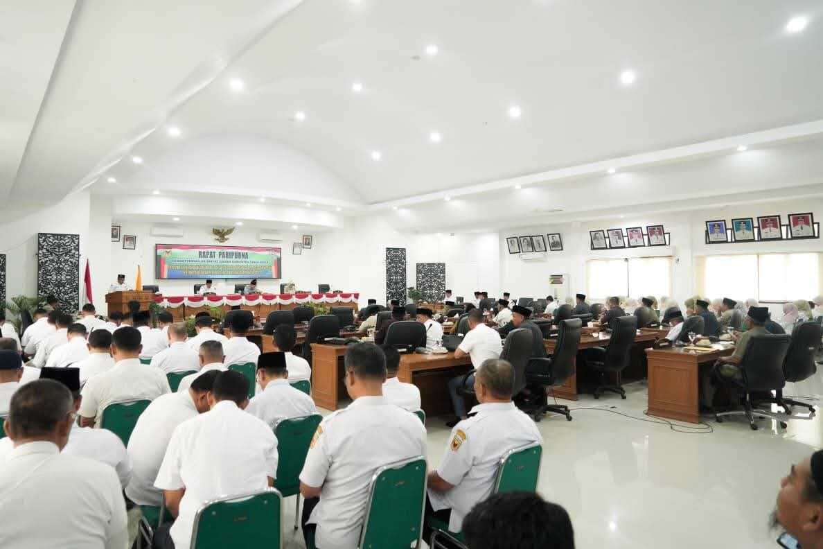 fraksi-di-dprd-tanah-datar-sampaikan-pandangan-atas-ranperda-apbd-2026