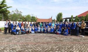 wawako-pariaman-terima-kunjungan-fakultas-farmasi-se-indonesia-dalam-kegiatan-pkm wawako-pariaman-terima-kunjungan-fakultas-farmasi-se-indonesia-dalam-kegiatan-pkm