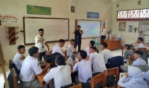 edukasi-keuangan-negara,-kemenkeu-mengajar-10-sambangi-sman-1-bukittinggi