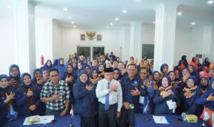 tahun-depan,-lomba-paduan-suara-mars-dan-hymne-partai-nasdem-naik-kelas-ke-tingkat-sumbar tahun-depan,-lomba-paduan-suara-mars-dan-hymne-partai-nasdem-naik-kelas-ke-tingkat-sumbar