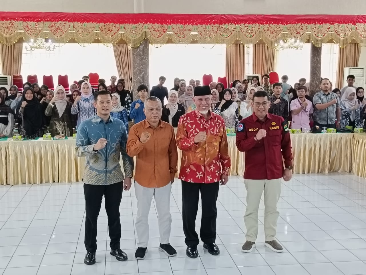 gubernur-mahyeldi:-wirausaha-muda,-kunci-perubahan-sosial-dalam-pembangunan-ekonomi