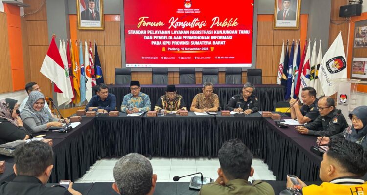 kpu-sumbar-gelar-forum-konsultasi-publik,-perkuat-standar-pelayanan-informasi-dan-tamu
