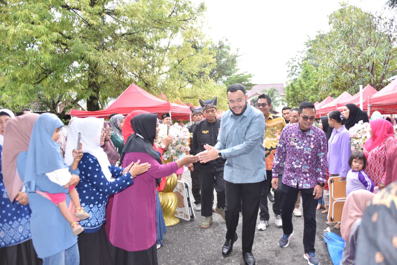 walikota-padang-buka-secara-resmi-gebyar-kreativitas-rimbo-kaluang