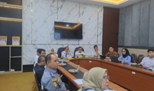 sekda-kabupaten-solok-pimpin-rapat-evaluasi-mbg sekda-kabupaten-solok-pimpin-rapat-evaluasi-mbg