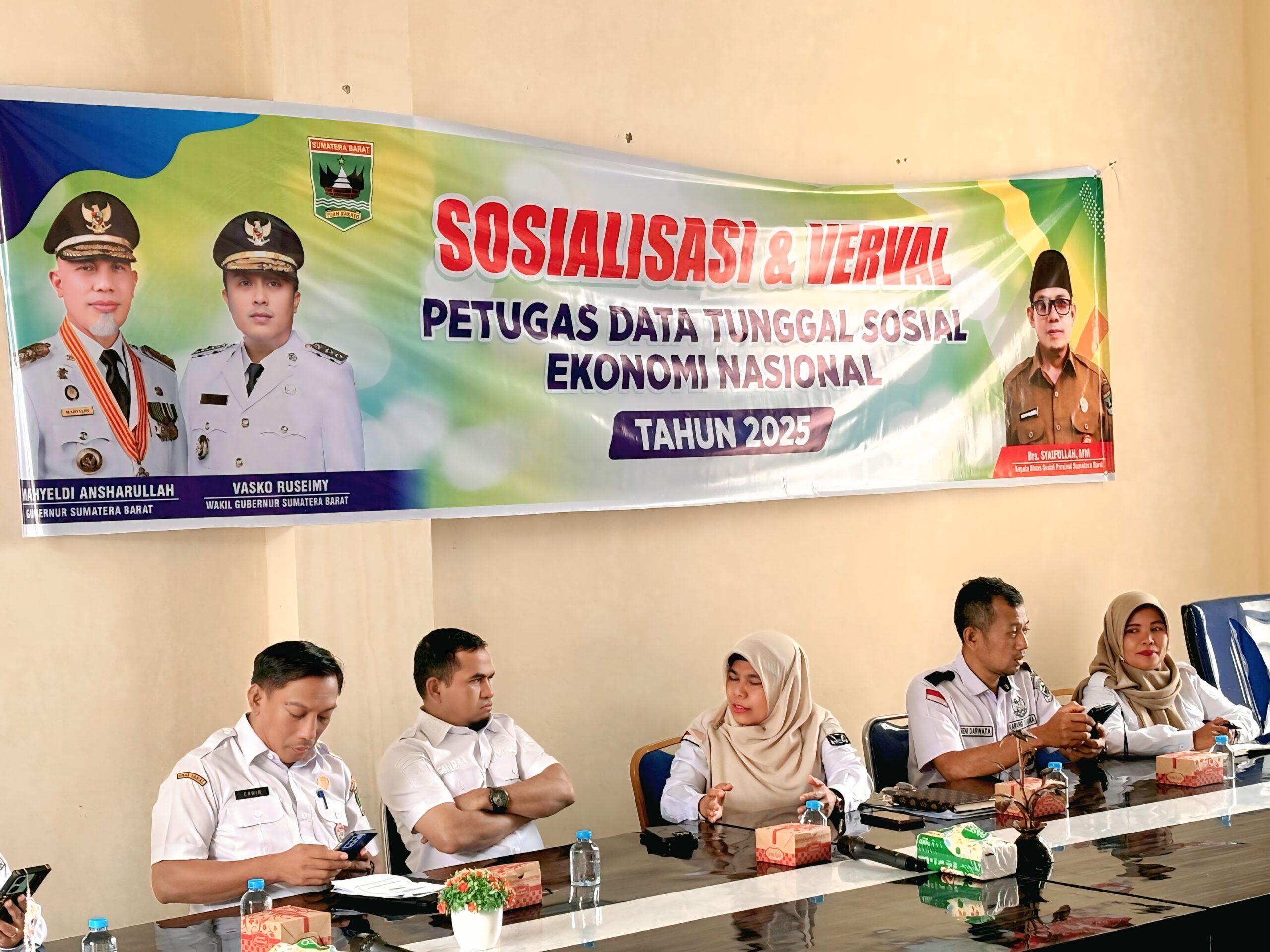 wabup-solok-buka-sosialisasi-dan-verval-dtsen-2025