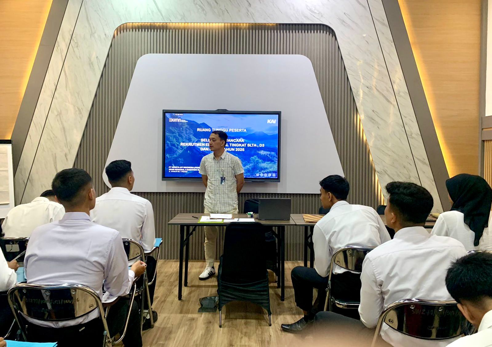 kai-divre-ii-sumbar-perkuat-edukasi-publik:-rekrutmen-resmi-hanya-melalui-e-recruitmentkai.id