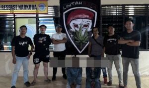 tim-lintah-bara-polres-sawahlunto-tangkap-pengedar-sabu tim-lintah-bara-polres-sawahlunto-tangkap-pengedar-sabu