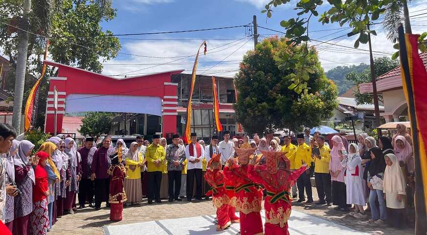 wawako-padang-sebut-pentas-pai-jadi-ruang-prestasi-untuk-pelajar