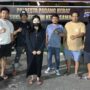 polisi-tangkap-perempuan-diduga-mencuri-di-x-mart-ulak-karang