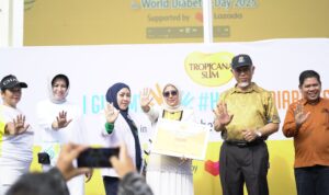 senam-sehat-world-diabetes-day-2025,-gubernur-mahyeldi-ajak-warga-ubah-pola-hidup senam-sehat-world-diabetes-day-2025,-gubernur-mahyeldi-ajak-warga-ubah-pola-hidup