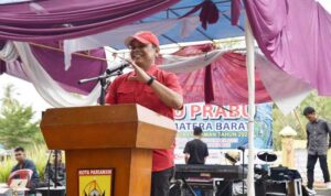 sekdako-afrizal-azhar-tutup-festival-mancing-mania-ratu-prabu-2025-di-talao-pauh sekdako-afrizal-azhar-tutup-festival-mancing-mania-ratu-prabu-2025-di-talao-pauh