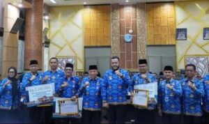 rapat-bulanan,-walikota-padang-evaluasi-kinerja-opd rapat-bulanan,-walikota-padang-evaluasi-kinerja-opd