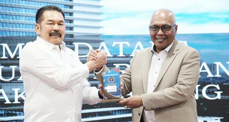 panggilan-insan-jurnalis,-pwi-dukung-kejagung-melawan-serangan-balik-koruptor