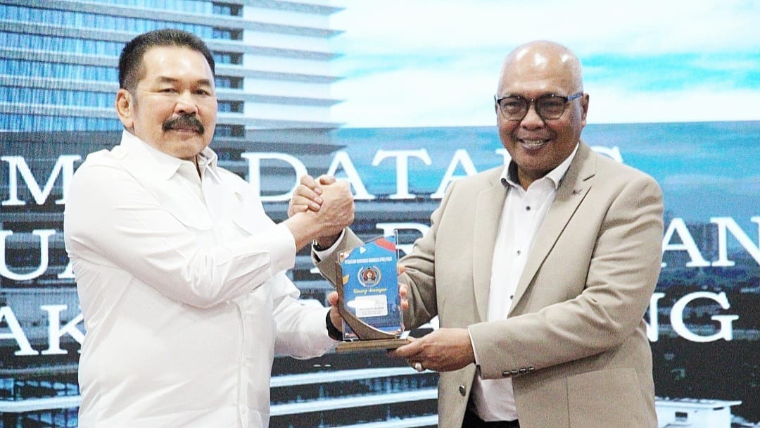 panggilan-insan-jurnalis,-pwi-dukung-kejagung-melawan-serangan-balik-koruptor