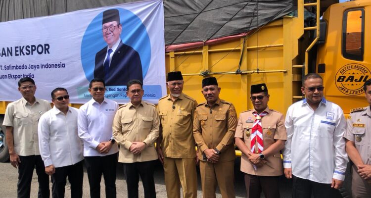 kekuatan-ekspor-baru-dari-sumbar, mendag-lepas-27-ton-gambir-ke-india